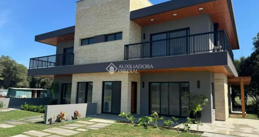 Casa em condomínio fechado com 3 quartos à venda na Linha Peixoto, 1, Palmital, Osório