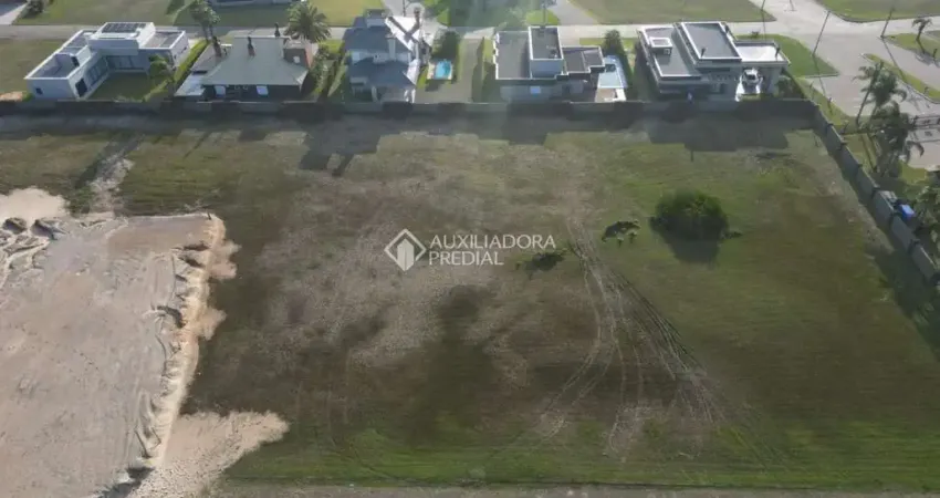 Terreno comercial à venda na Do Mar, 3300, Condomínio Lagoa do Passo, Osório