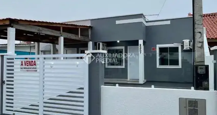 Casa com 2 quartos à venda na Fausto Borba Prates, 5676, Centro, Cidreira
