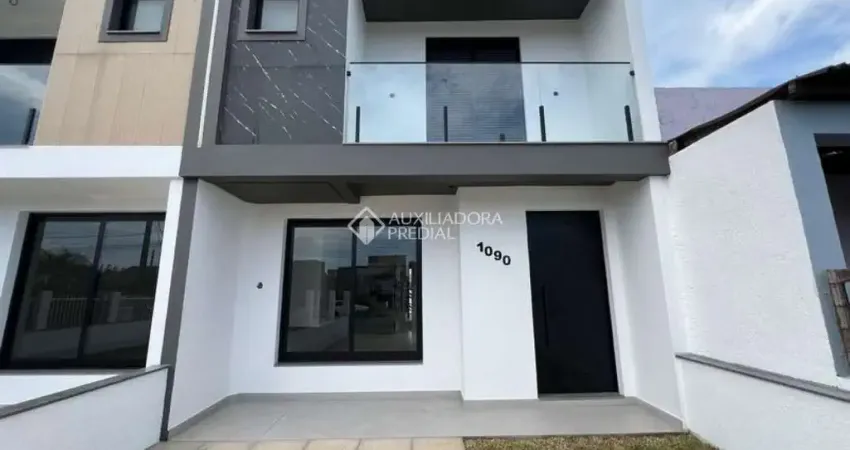 Casa com 2 quartos à venda na Cristóvão Colombo, 1098, Guarani, Capão da Canoa