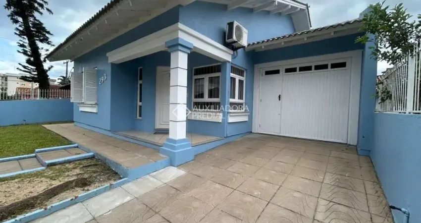 Casa com 3 quartos à venda na Voluntários Da Pátria, 293, Centro, Osório