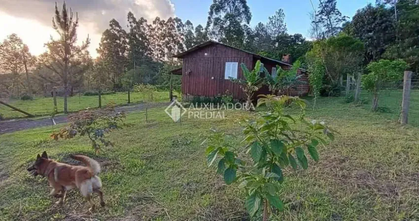 Casa com 3 quartos à venda na Linha Padre Vieira II, 222, Morro da Borússia, Osório