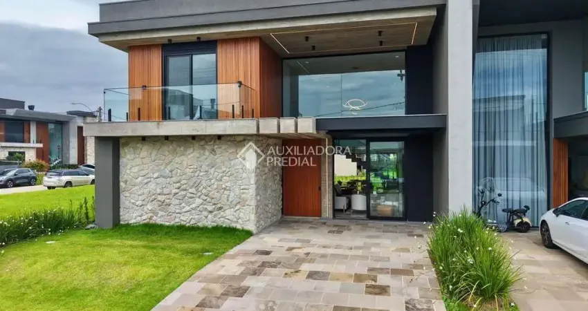 Casa em condomínio fechado com 4 quartos à venda na Rua Rio Novo, 8, Centro, Xangri-Lá