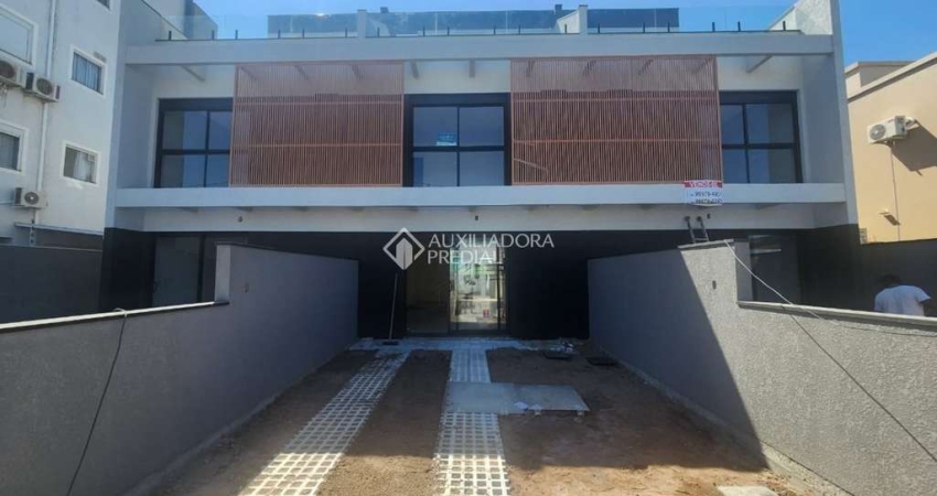 Casa com 3 quartos à venda na Rua Valmor Della Giustina, 521, Ingleses do Rio Vermelho, Florianópolis