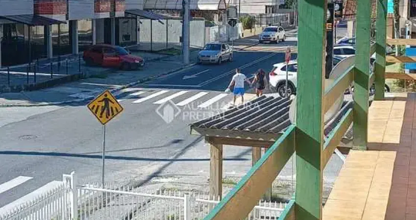 Kitnet / Stúdio à venda na Rua Mário Lacombe, 314, Canasvieiras, Florianópolis