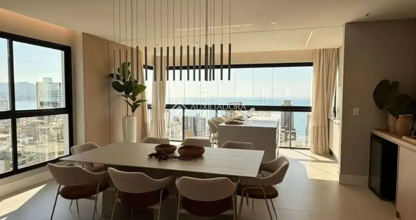 Apartamento com 1 quarto à venda na Rua 234, 349, Meia Praia, Itapema
