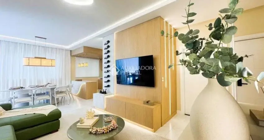 Apartamento com 1 quarto à venda na Rua 240, 506, Meia Praia, Itapema