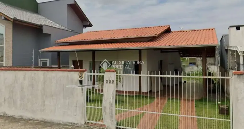 Casa com 1 quarto à venda na Rudy Arnaldo Hintz, 222, Jardim Dourado, Porto Belo