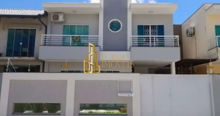 Casa com 3 quartos à venda na Rua Maria Jocelina Couto, 210, Centro, Navegantes