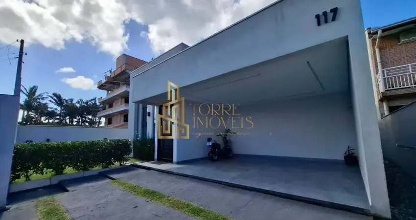 Casa com 3 quartos à venda na Rua Comandante Pedro Floriano dos Santos, 117, Meia Praia, Navegantes