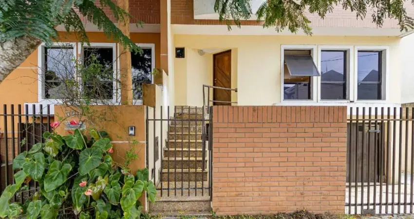 Casa com 3 quartos à venda na Rua Major Virgolino Esmanhotto, 340, Vista Alegre, Curitiba