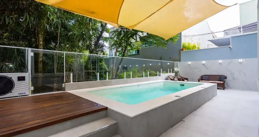 Casa em condomínio fechado com 4 quartos à venda na Rua Virgínia Dalabona, 1202, Orleans, Curitiba