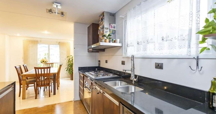 Casa térrea em condomínio em Santa Felicidade 2 suites