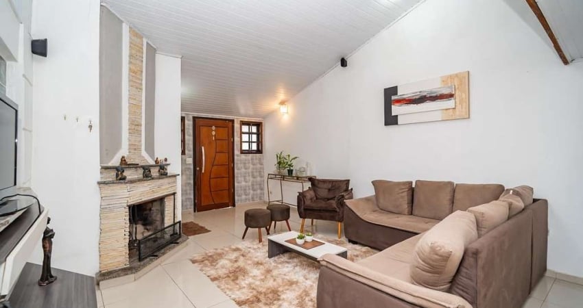 Casa com três quartos no Boa Vista