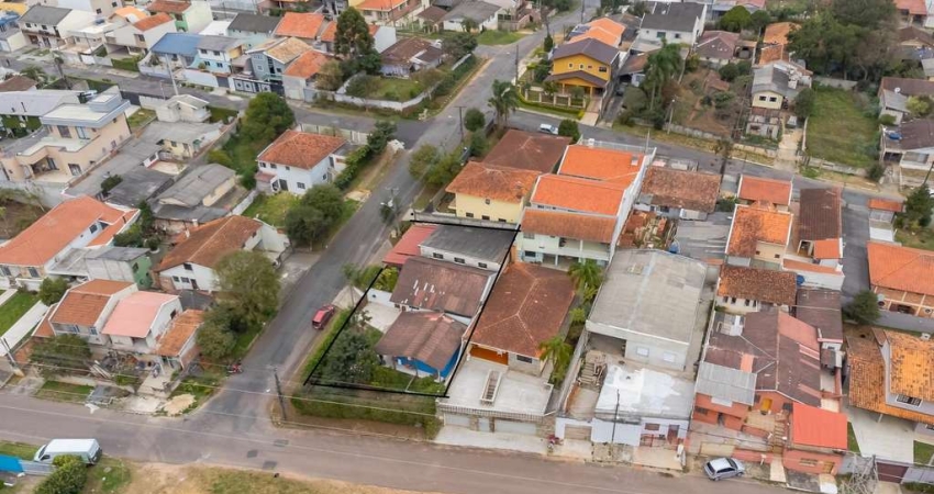 Terreno de esquina em Santa Felicidade