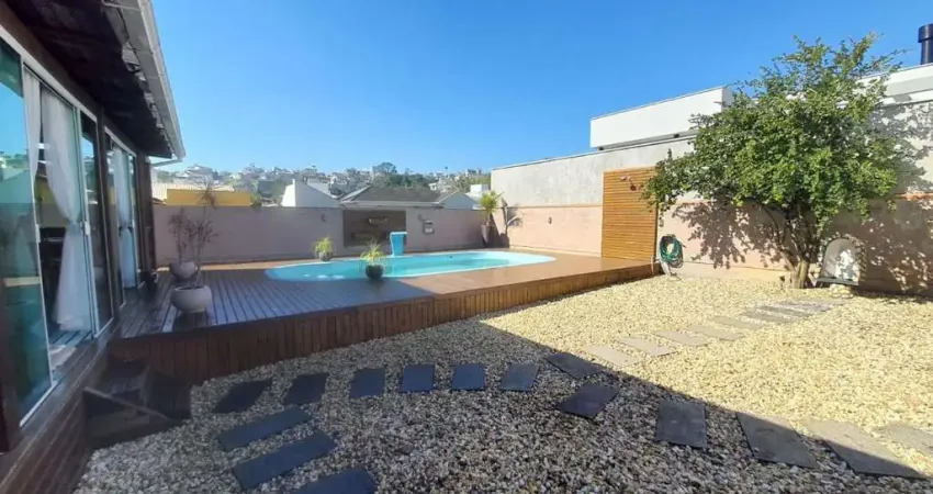 Casa para Venda em Palhoça, Pedra Branca, 4 dormitórios, 1 suíte, 3 banheiros, 2 vagas