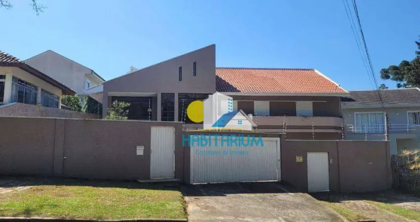 Casa 3 dorm, 1 suite, 2 pavimentos, ático com terraço e subsolo tipo Bunker