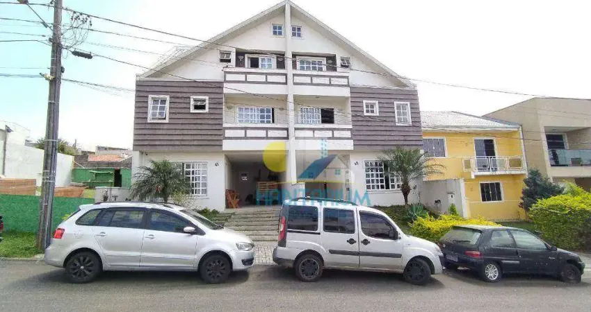 Sobrado à venda em condomínio no CIC, 5 dorm, 2 vagas