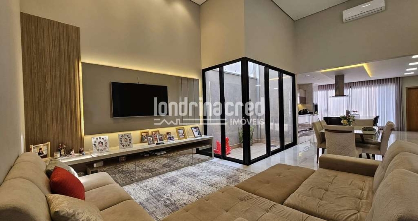 Casa com Belíssimo Conceito Aberto contendo 03 quartos sendo 01 suite no Condomínio Bellevie na Cid