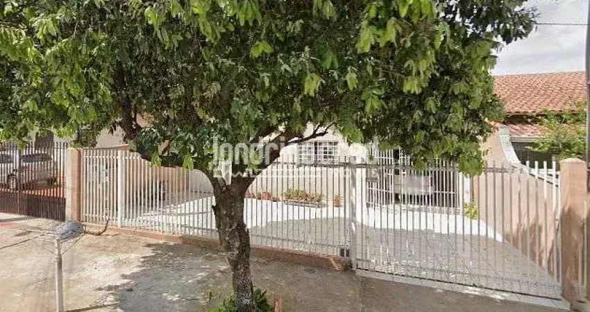 Casa à venda 3 Quartos, 1 Suite, 4 Vagas, João Paz, Londrina - PR