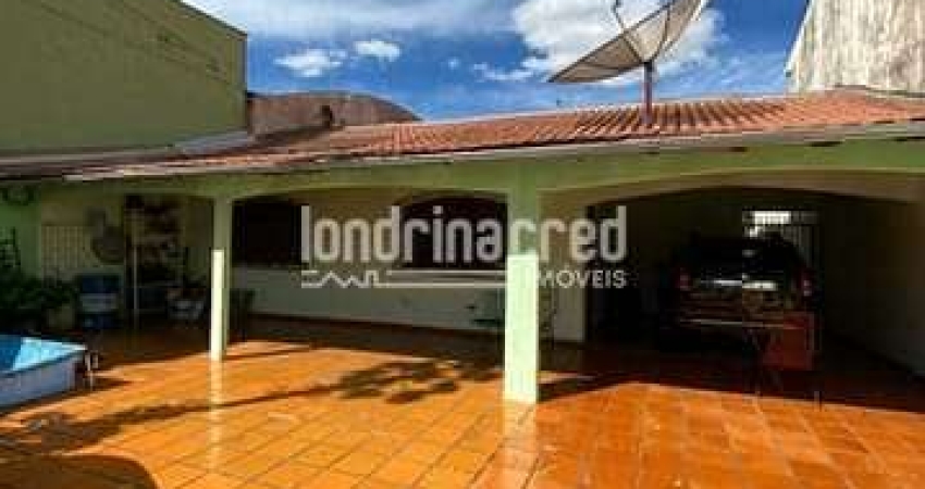 Casa à venda 4 Quartos, 2 Vagas, 360M², Waldemar Hauer, Londrina - PR