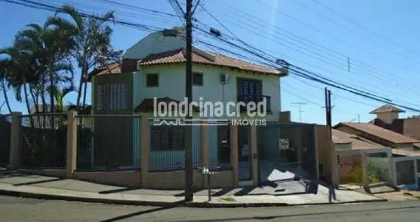 Casa à venda 3 Quartos, 1 Suite, 4 Vagas, 454M², Jardim Itália, Cambé - PR
