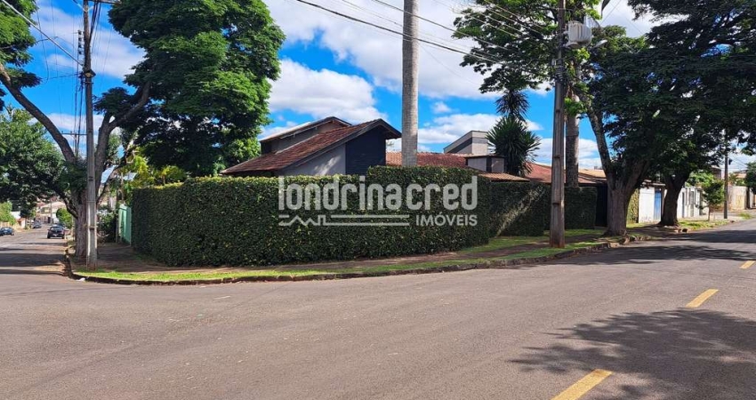 Casa à venda 3 Quartos, 1 Suite, 4 Vagas, 384M², Califórnia, Londrina - PR