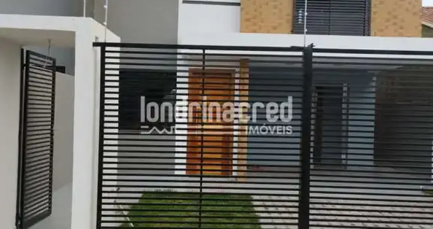 Seu Lar Ideal: Imóvel com 3 Quartos, Suíte, Espaços Aconchegantes e Área Externa – Perfeito para Fa