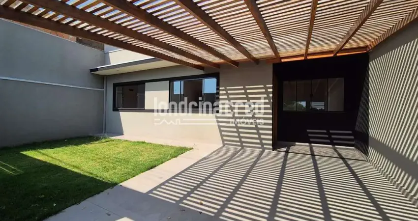 Casa nova e moderna à venda na região sul de londrina – 3 quartos, 1 suíte, 2 vagas de garagem, des