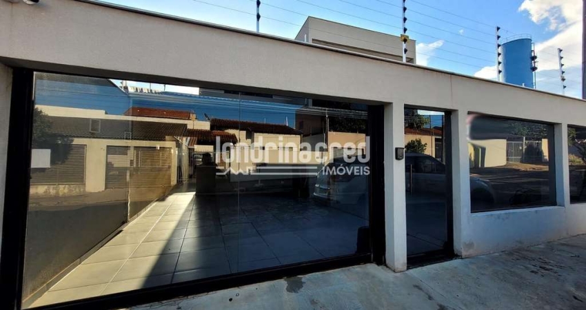 Sobrado no Jardim Planalto, Londrina: 270m², 3 Quartos (1 Suíte), 2 Banheiros, 4 Vagas, Lavanderia