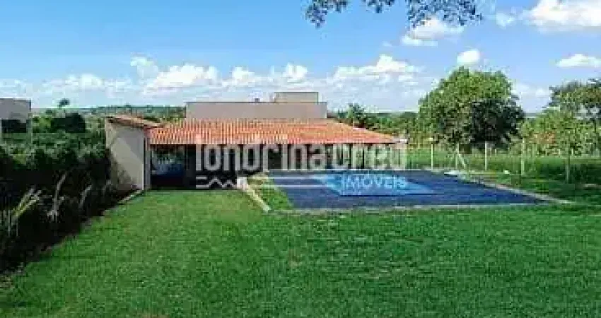 Chácara Mobiliada no cond. favoreto | 1.050m² de lazer, segurança 24h e contato com a natureza | ag