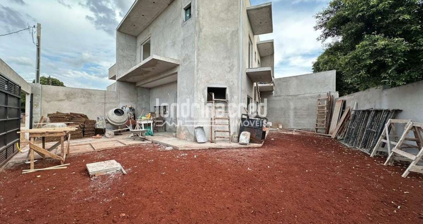 Sobrado com 3 quartos (1 suíte), 120m² de construção, acabamento moderno e excelente localização na