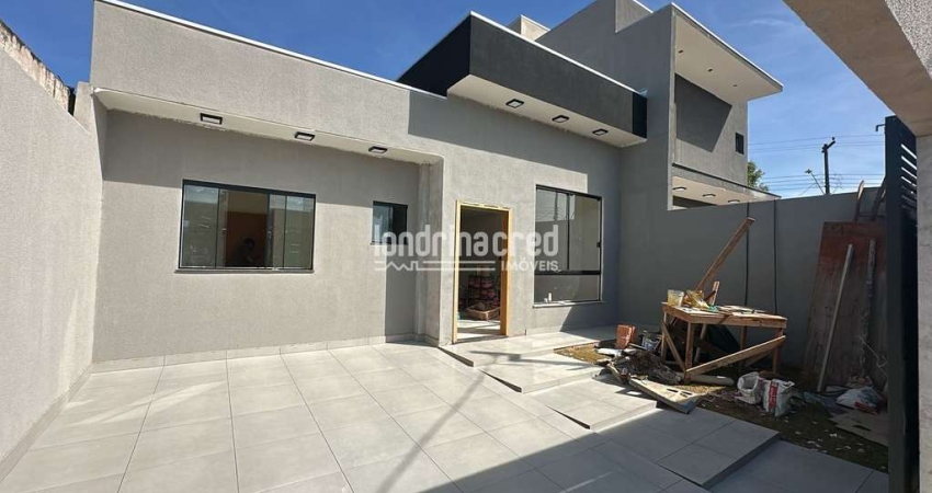 Casa com 3 quartos (1 suíte), 72m² de construção, fino acabamento e excelente localização na região