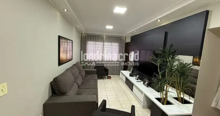 Casa à Venda na Zona Sul de Londrina com 3 Quartos, Suíte, Energia Solar, Área Gourmet, Móveis Plan