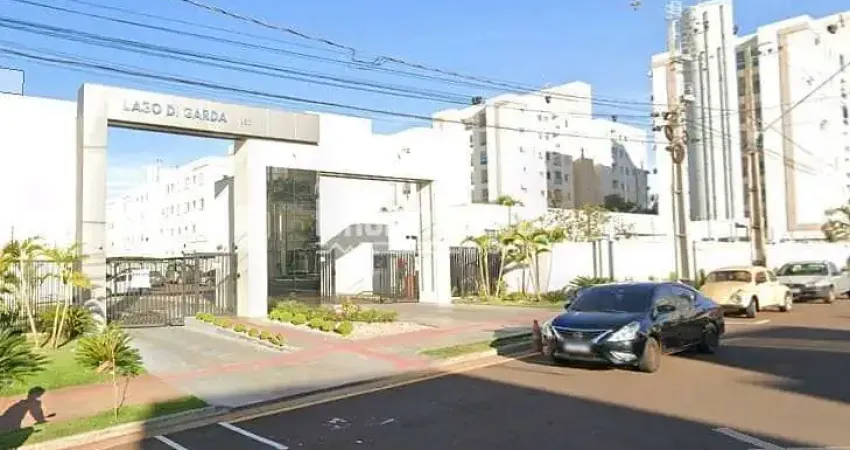 Apartamento à venda no Lago di Garda com 2 quartos, 1 vaga de garagem e lazer completo com piscina,