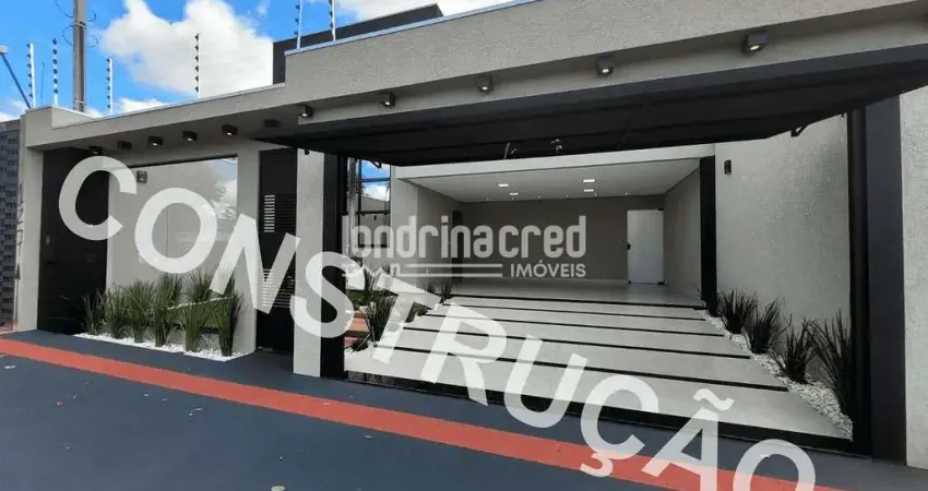 Casa em Construção no Condomínio Golden Park 2 com 3 Dormitórios, Suíte, 2 Vagas de Garagem e Entre