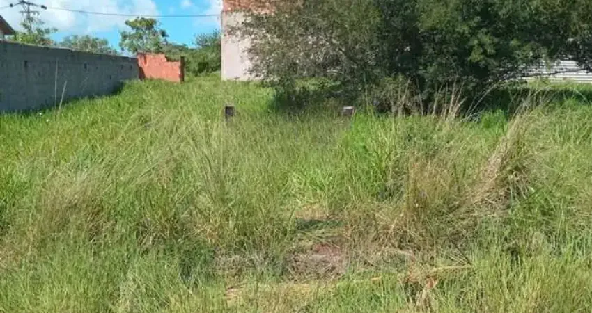Terreno no Condomínio Bosque da Lagoa - São Pedro da Aldeia-RJ