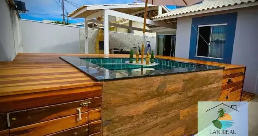 Casa porteira fechada c/ hidromassagem na Vila do Peró