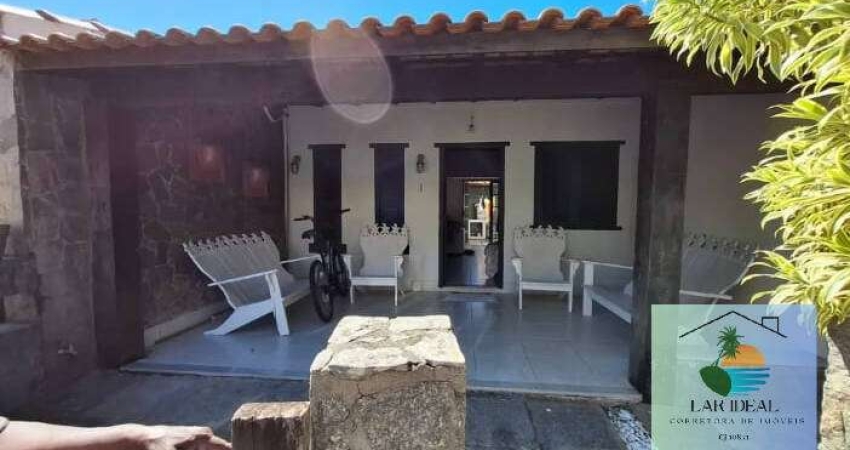 Casa em Condomínio no bairro Palmeiras - Cabo Frio-RJ