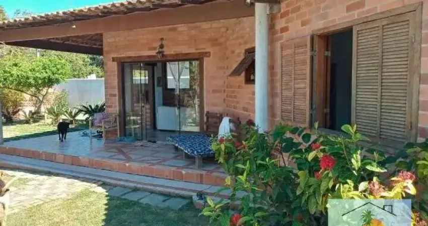 Casa c/ Piscina em terreno de 900m² em Condomínio -Búzios-RJ