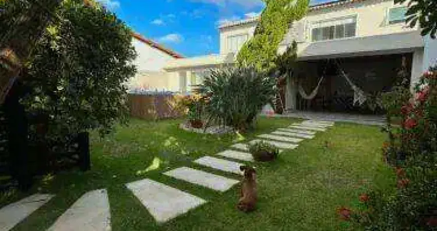 Belíssima casa mobiliada no condomínio casamares - são pedro da aldeia