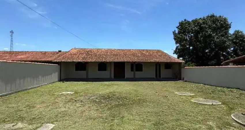 Casa c/ amplo quintal - jardim morada da aldeia - são pedro da aldeia