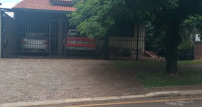 Casa com 3 quartos à venda no Pacaembu, Cascavel 