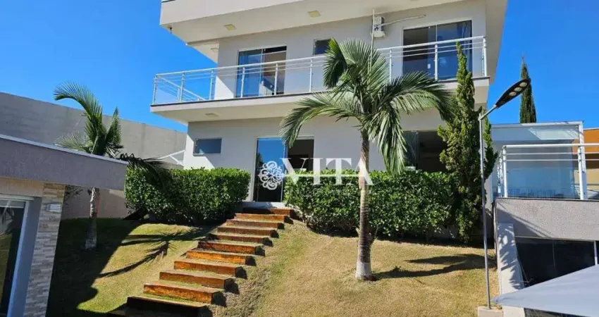 Sobrado com 3 dormitórios à venda, 277 m² por R$ 2.350.000 - Centro - Igaratá/SP