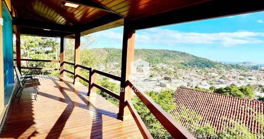 Casa com 3 dormitórios à venda, 226 m² por R$ 850.000,00 - Itaipu - Niterói/RJ