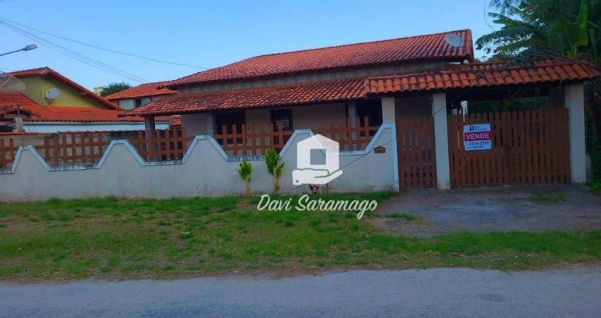 Casa com 3 dormitórios à venda, 220 m² área construída  e 854m2 de terreno em Chácaras de Inõa.