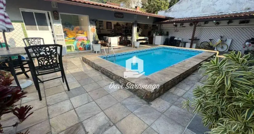 Casa com 3 quartos à venda na Rua Tapajós, São Francisco, Niterói