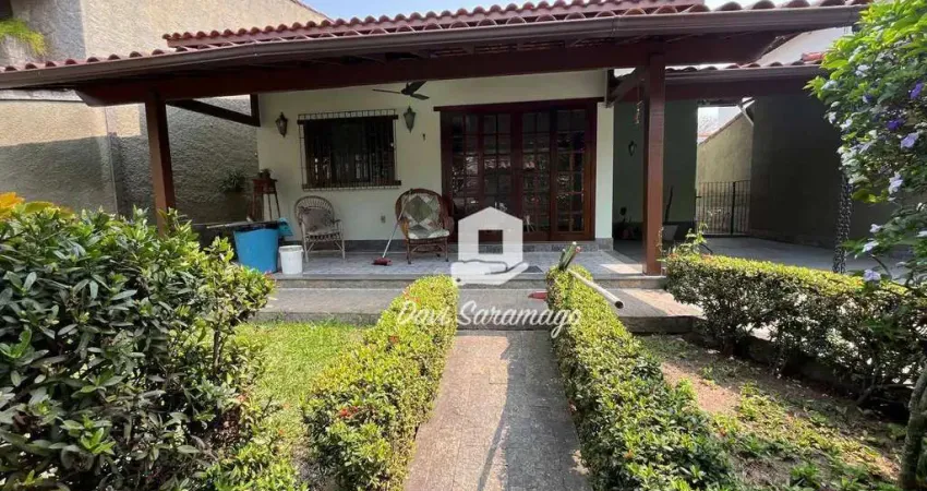Casa À Venda em Piratininga 4 Quartos