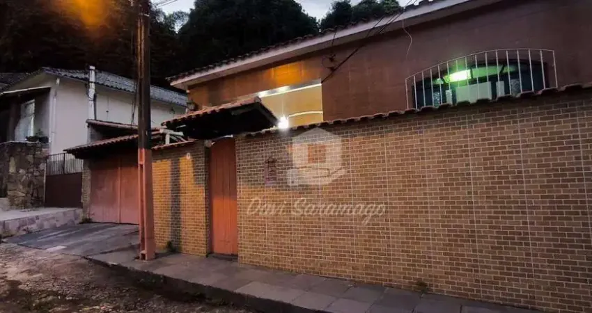 Casa à Venda, 3 quartos - São Lourenço