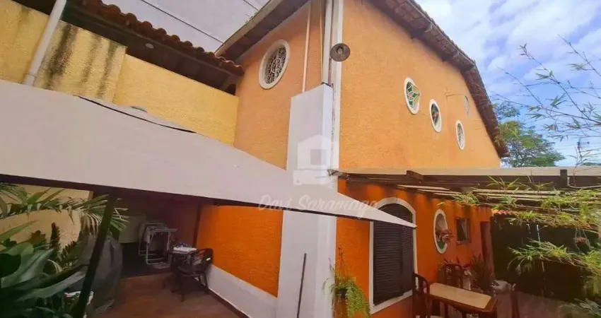Casa com 3 quartos à venda na Avenida Presidente Roosevelt, São Francisco, Niterói